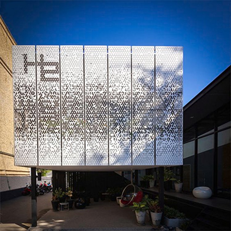 Aluminium Vaj Huam Sib Luag Curtain Walls